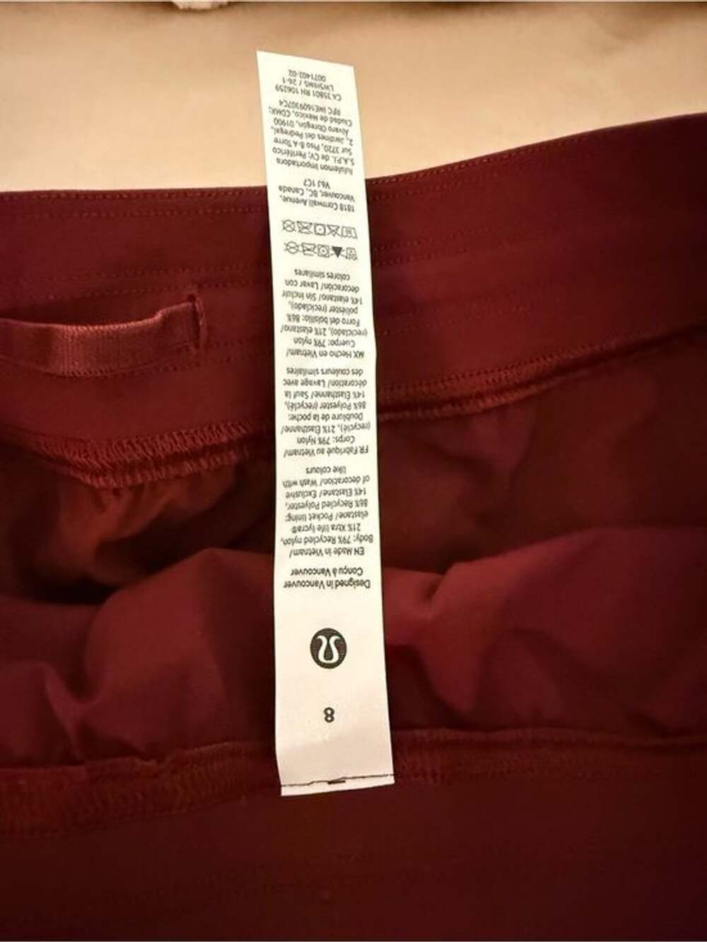 lululemon Adapted State HR Jogger Size 8 short Maroon NWT - Picture 8 of 8